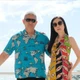 Nữ tỷ phú Madam Pang khoe dáng nuột nà bên chồng