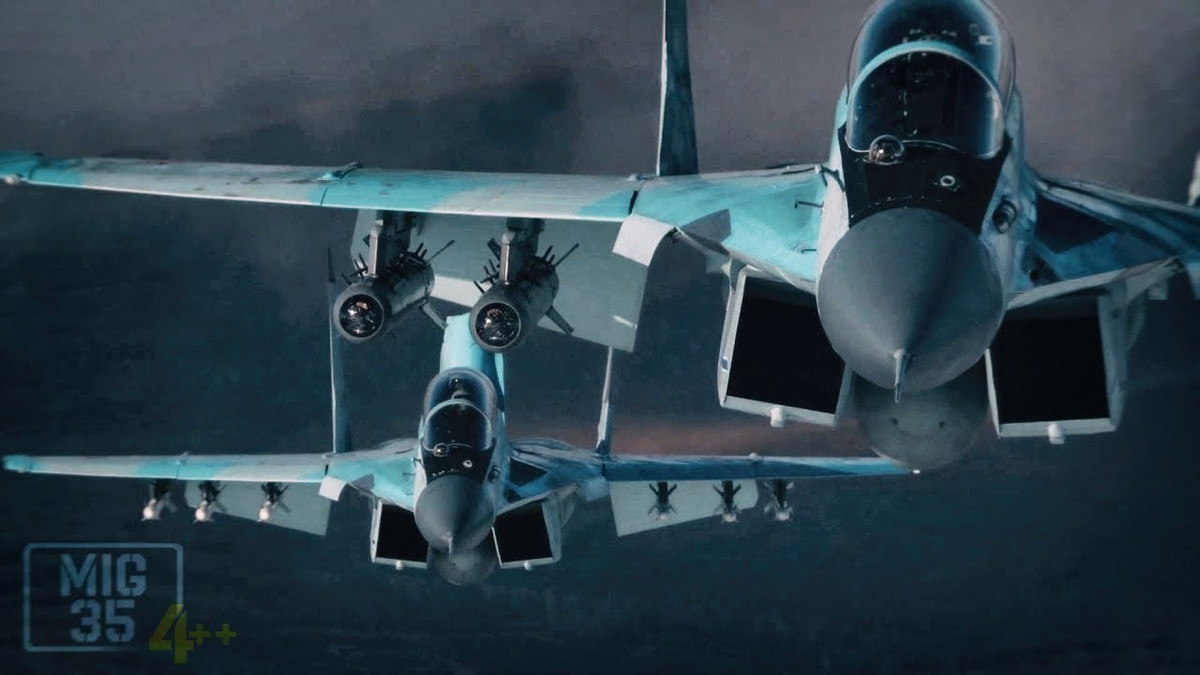 Thực tế mà nói, khả năng của MiG-35 xếp nó vào mức hạng trung trong số các máy bay chiến đấu toàn cầu. Nó vượt trội hơn các nền tảng cũ như J-10A của Trung Quốc hoặc MiG-29UPG của Ấn Độ về mặt điện tử hàng không và vũ khí, nhưng lại tụt hậu so với khả năng tàng hình, khả năng hợp nhất cảm biến như của F-35. Ảnh: @ Namuwiki:main door.