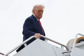 CNN: Cuộc tấn công bất ngờ của Ukraine ảnh hưởng đến nỗ lực của ông Trump?