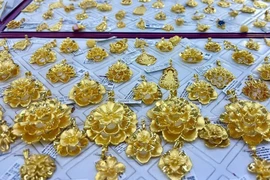 Giá vàng sáng 25/6: Vàng nhẫn tăng, vàng miếng giữ ổn định