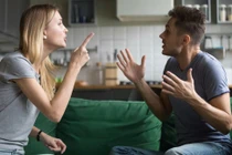 Nợ nần có làm tan vỡ hạnh phúc gia đình?