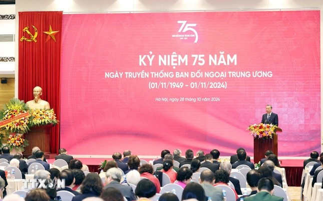 Lan tỏa mạnh mẽ 'phiên bản Việt Nam độc lập, tự chủ, hòa bình, hợp tác, phát triển... - Hình 2 Lan toa manh me 'phien ban Viet Nam doc lap, tu chu, hoa binh, hop tac, phat trien...-Hinh-2