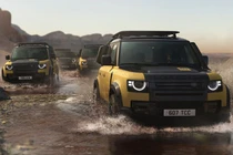 Ngắm Land Rover bán Defender bản đặc biệt Trophy ra mắt