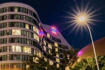 DIC Corp thoát lỗ 'gang tấc' trong quý 3