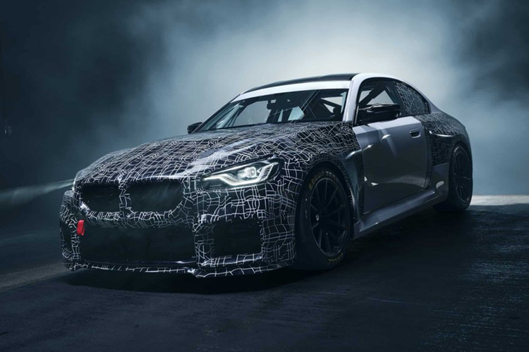 Bộ phận đua xe thể thao BMW M của thương hiệu xe sang Đức hiện đang phát triển một chiếc xe đua dựa trên mẫu coupe thể thao cỡ nhỏ thuộc phân khúc Entry-Level. Đây sẽ là mẫu xe đua chính thức đầu tiên được phát triển dựa trên M2 và dự kiến sẽ tham gia tranh tài kể từ năm 2026.