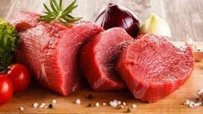 Thịt bò dinh dưỡng cao nhưng nhóm người này hạn chế ăn
