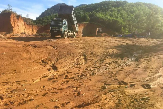 Xây dựng bãi đáp trực thăng ở các xã miền núi Đà Nẵng