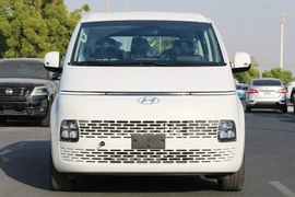 Hyundai Staria 2025 trở lại ngoạn mục với bản 7 chỗ VIP